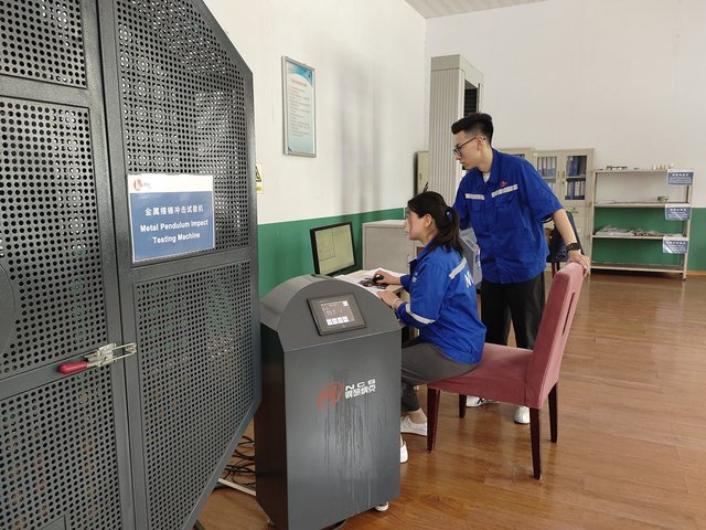 ͼΪ���������Ĺ�����Ա���ڲ�������豸��